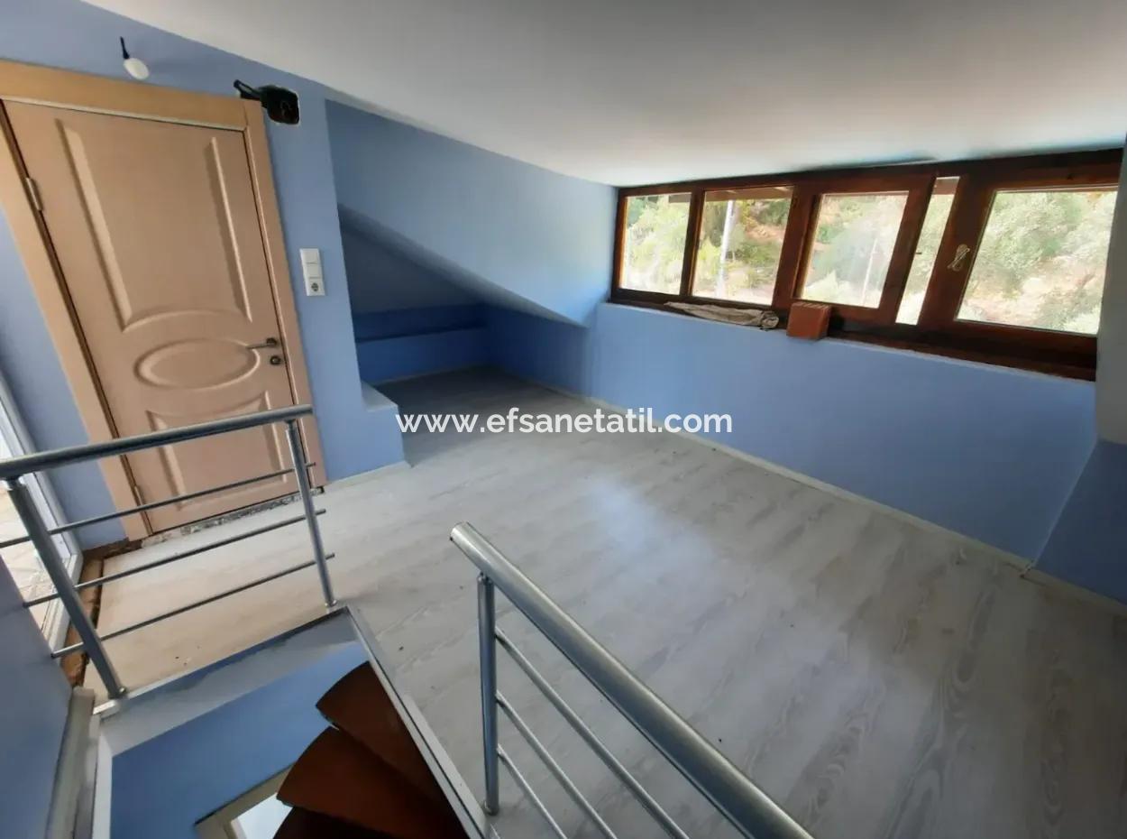 1 570 M2 Grundstück In Köyceğiz Çandır, Muğla, Schwimmbad, Seeblick Triplex Zu Verkaufen