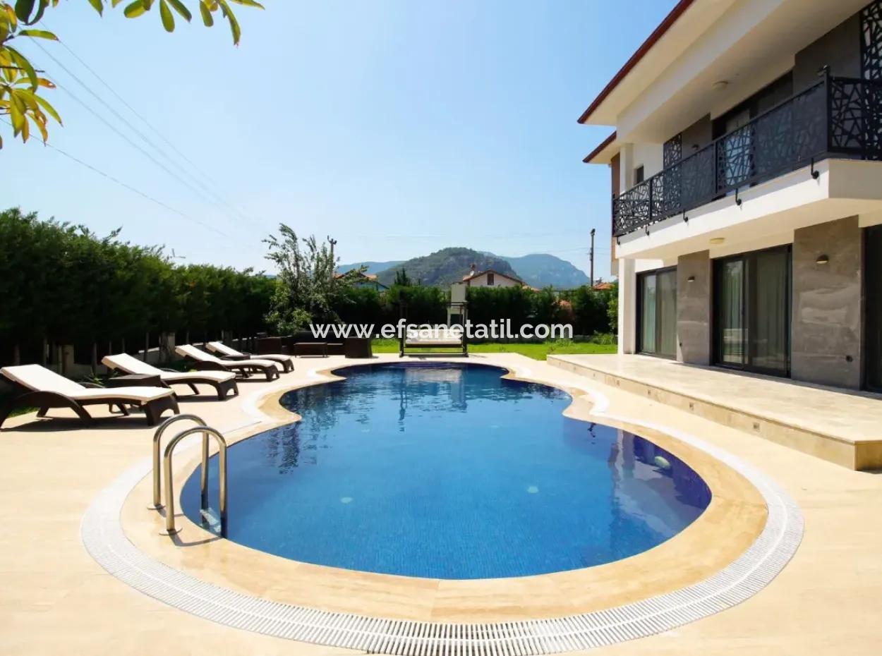 Freistehende Luxusvilla Mit 5 1 Pool Auf 770 M² Grundstück In Dalyan, Mugla Ortaca Zu Verkaufen