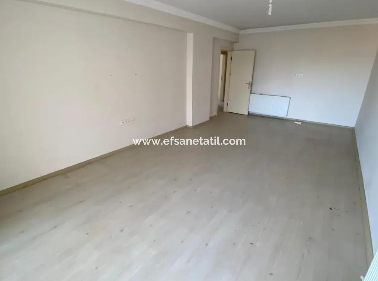 Zu Verkaufen Im Zentrum Von Ortaca 3 1 165M2 Wohnung Mit Heizung.