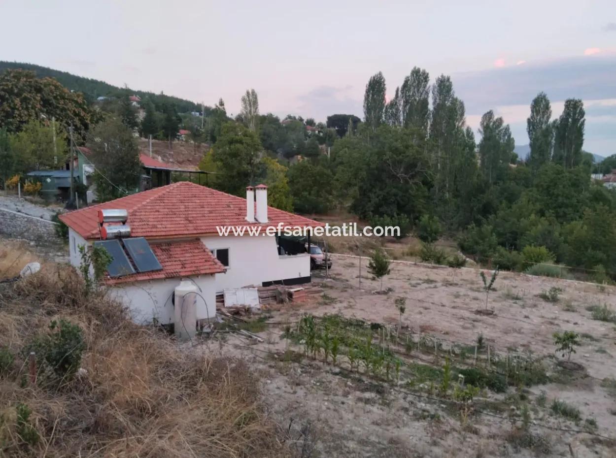 2 1 Freistehendes Schnäppchen-Neubauhaus Zum Verkauf Auf 1 700 M2 Land In Çameli Belevi.