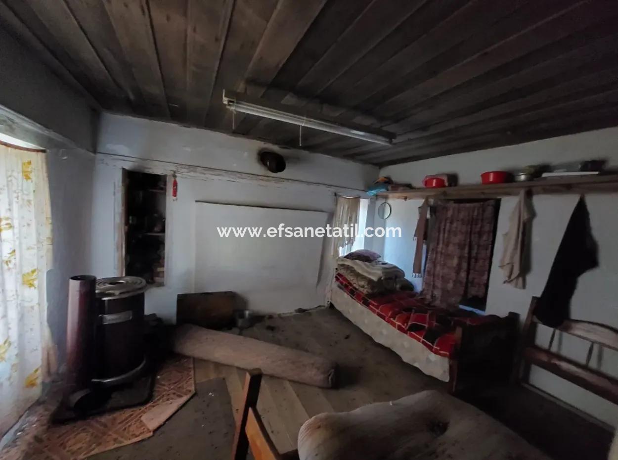 Dorfhaus Zum Verkauf Auf Einem 1.800 M2 Großen Freistehenden Grundstück In Ortaca Okçular