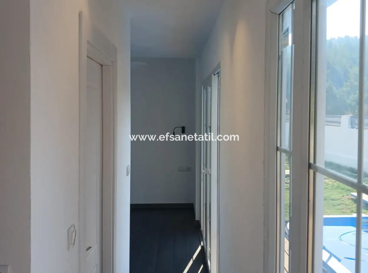 Freistehendes Tiny House Und Grundstück Zum Verkauf In Köyceğiz Kavakası