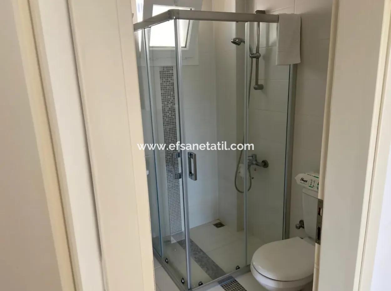 Zu Verkaufen 3 In 1 Maisonette Mit Pool Auf Einem 400 M2 Großen Grundstück In Sarigerme, Mugla 