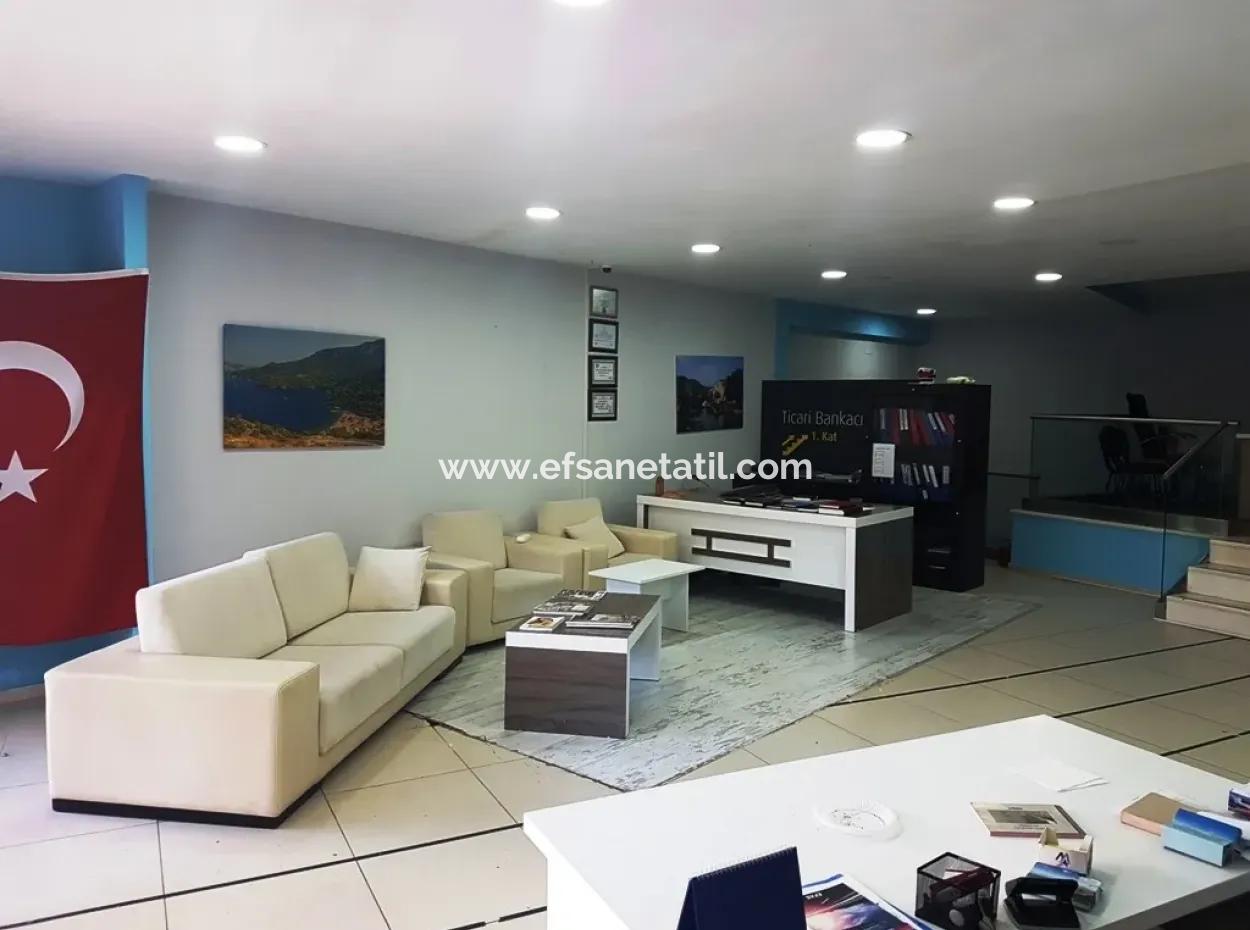 Oriya Auch Der Schnäppchen-Shop Für Verkauf