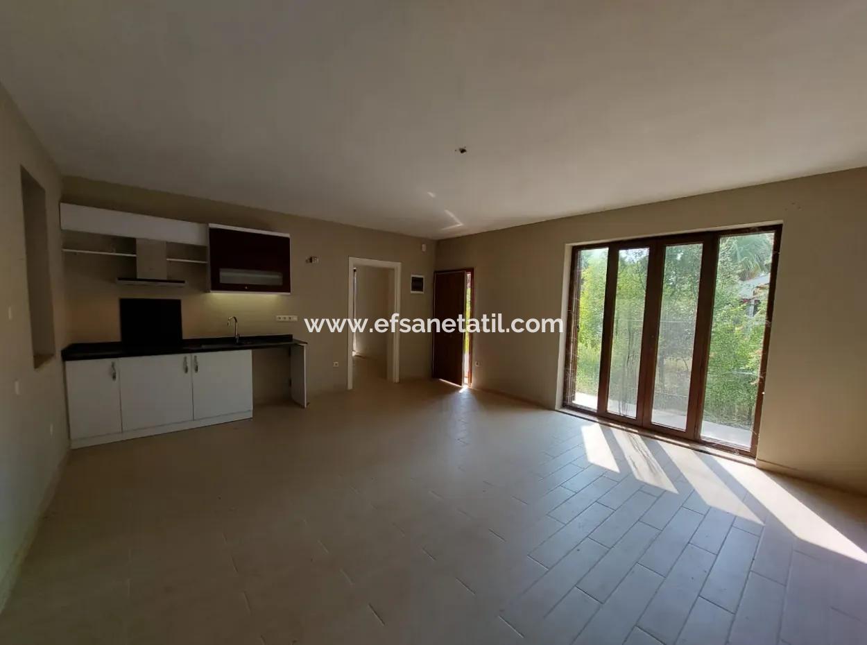 Häuser Auf 3.500 M² Land, Geeignet Für Touristische Investitionen In Muğla Dalyan Zum Verkauf