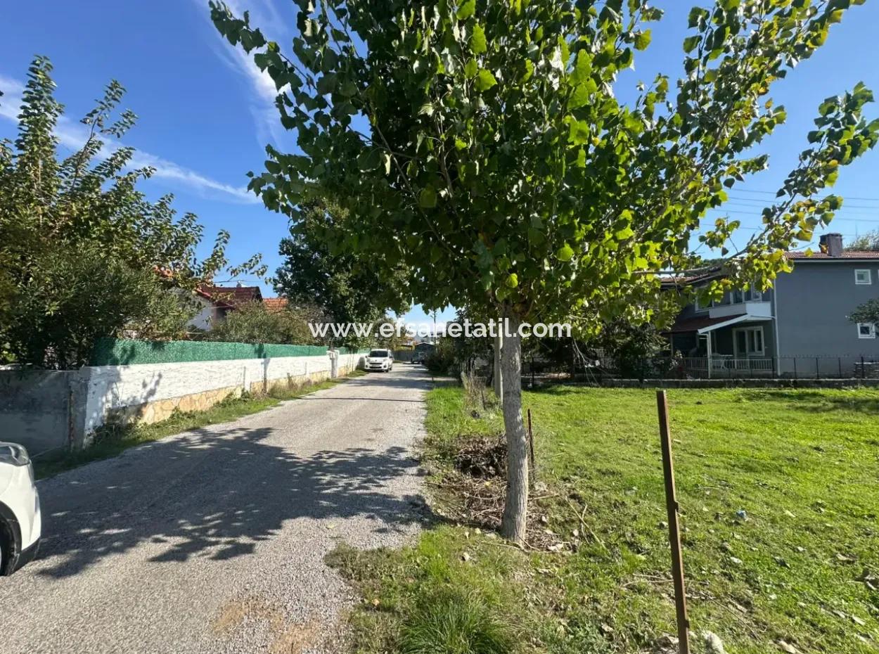 955 M² Freistehendes Grundstück Mit Berg- Und Naturblick In Ortaca Okçular Zum Verkauf