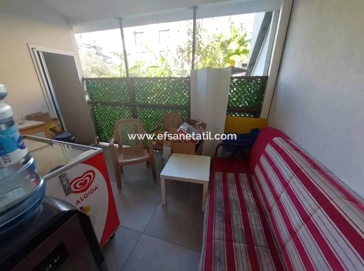 200 M² Keks- Und Kräuterkundegeschäft Im Muğla Dalyan Center Zur Untervermietung