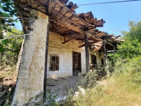 725 M2 Zoning Land Und Dorfhaus Zu Verkaufen In Mugla Ula Ataköy