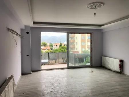 Oriya Mieten Mit Zentralheizung, Neue Wohnung, 3+ 1