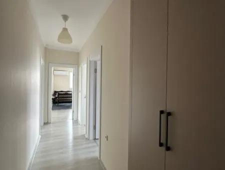 Ortacada 3 1 2. Stock Große Nützliche Wohnung Zu Verkaufen