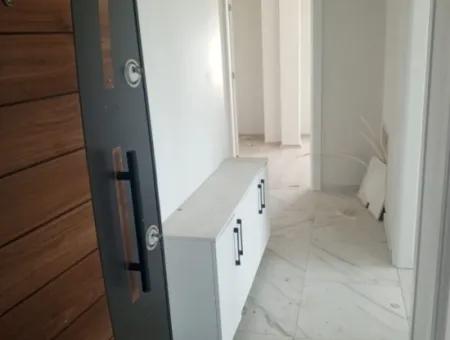 3 1 Wohnung Mit Geschlossener Küche Zu Vermieten In Ortaca Karaburun