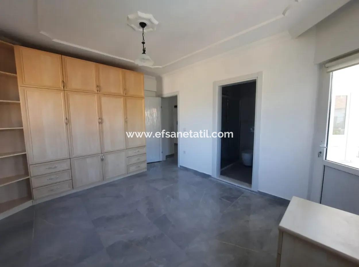 Köyceğizde Near The Lake With Swimming Pool 7 1 Detached Triplex For Sale