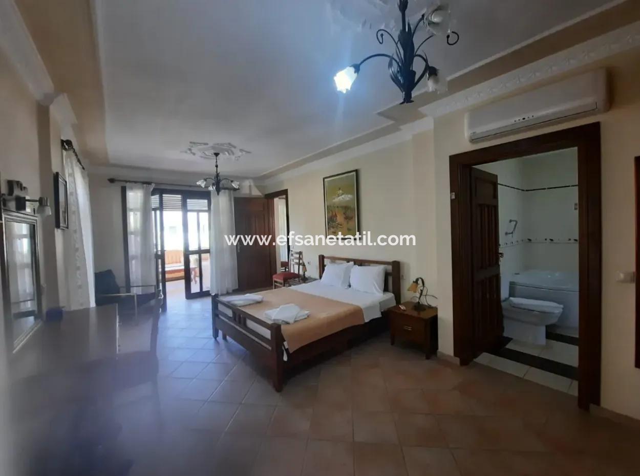 Muğla Ortaca Dalyan Da 280 M2 4 1 Jacuzzi Triplex For Sale