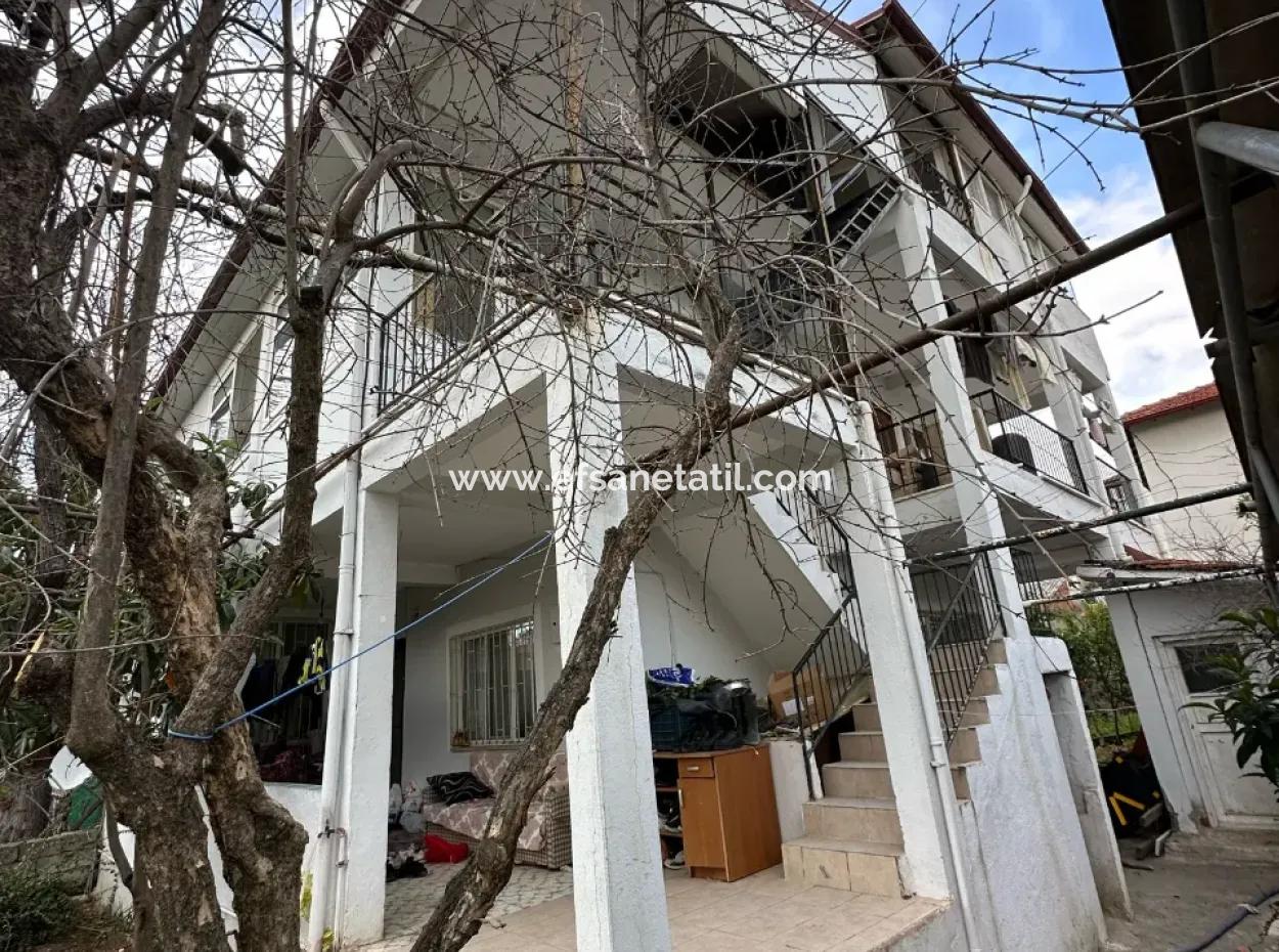 Ortaca Cumhuriyet Mah. 3-Storey House Complete For Sale In 357 M2 Plot