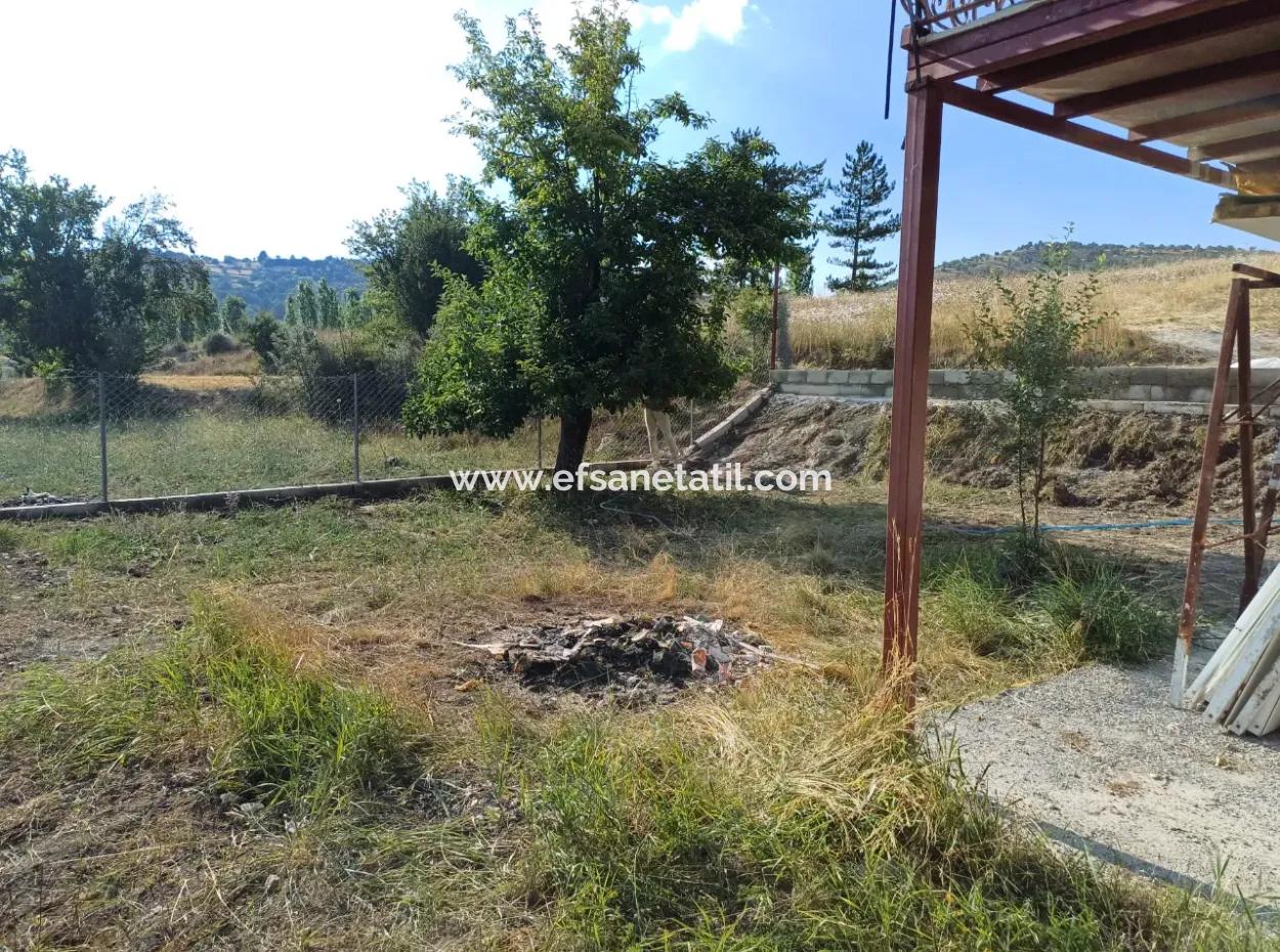 Apartments In 2 Detached Buildings 56 56 On 200 M2 Land In Çameli Cumaalani For Urgent Sale