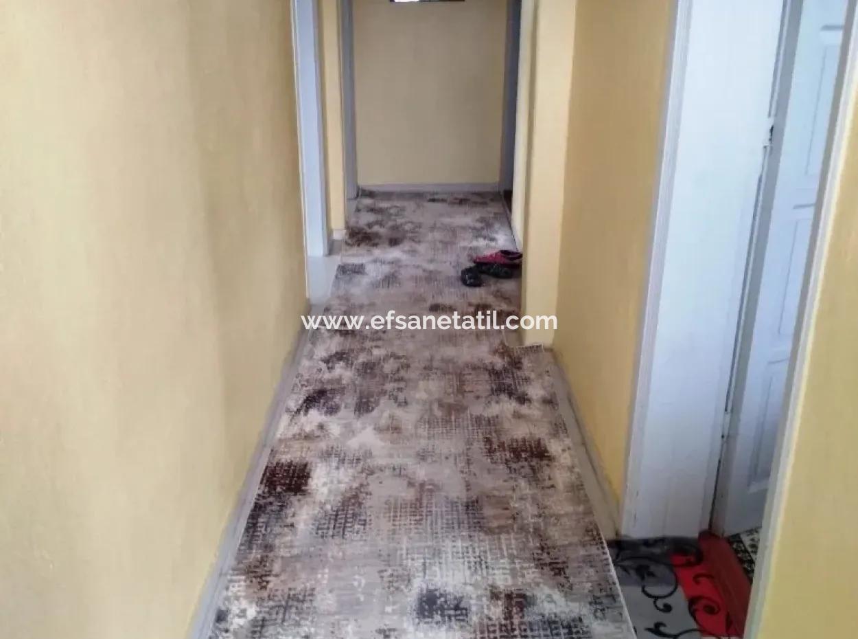 Oriya For Sale, Bargain Or Barter Detached 2 Apartment