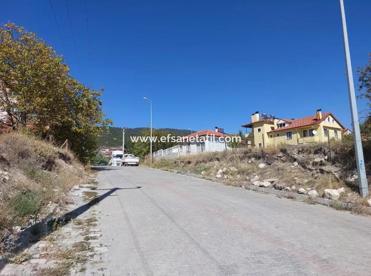 500M2 Land In The Center Of Çameli In Return For A Ready-Made Floor With A Construction License