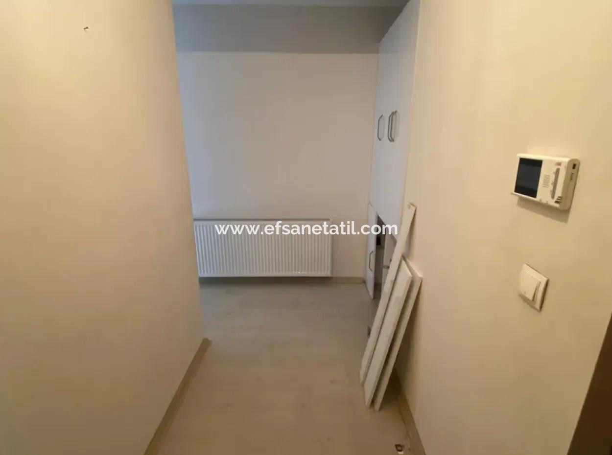 For Sale In The Center Of Ortaca 3 1 165M2 Apartment With Heating.