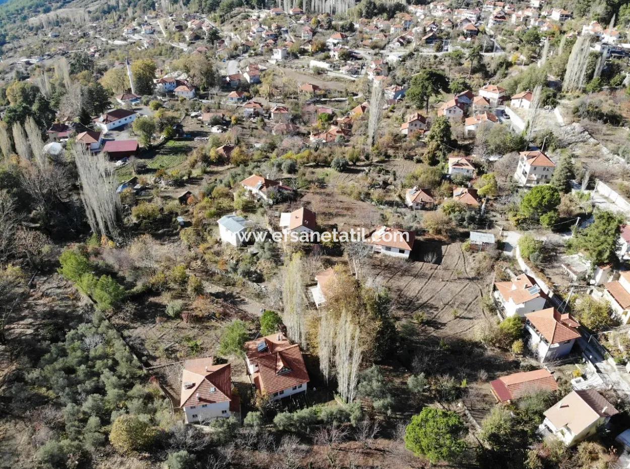 Detached 260 M2 Zoned Land For Sale In The Center Of Köyceğiz Plateau