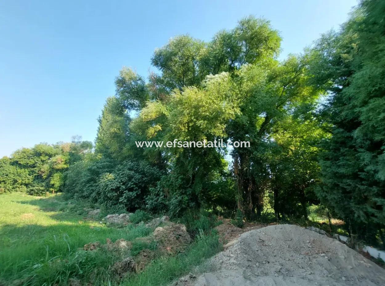 Detached 1.300 M2, 250M2 Bargain Land With Construction Rights For Sale In Köyceğiz Beyobası