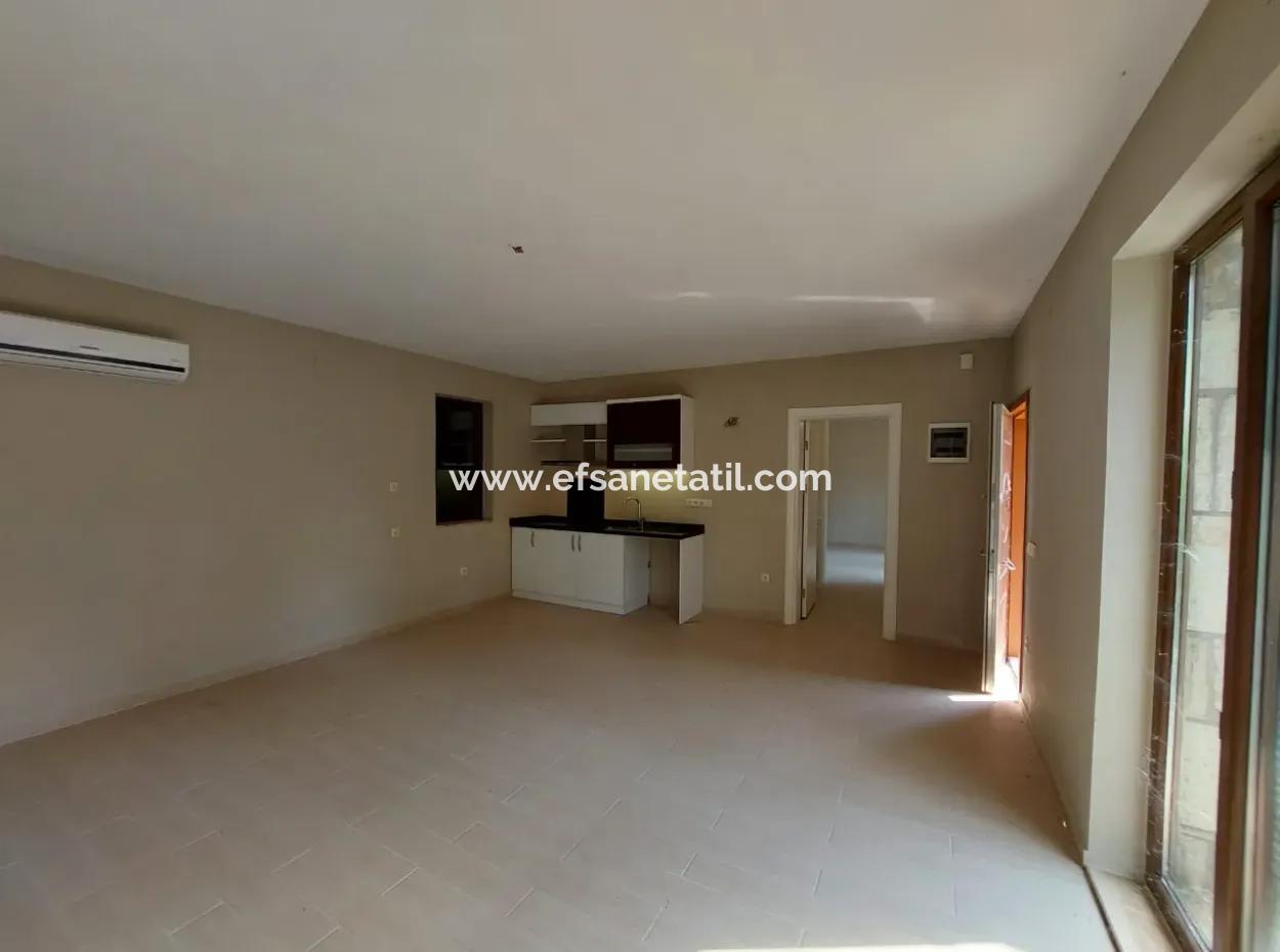 Houses On 3.500 M² Land Suitable For Tourism Investment In Muğla Dalyan For Sale