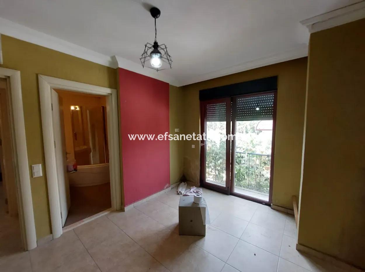 Houses On 3.500 M² Land Suitable For Tourism Investment In Muğla Dalyan For Sale