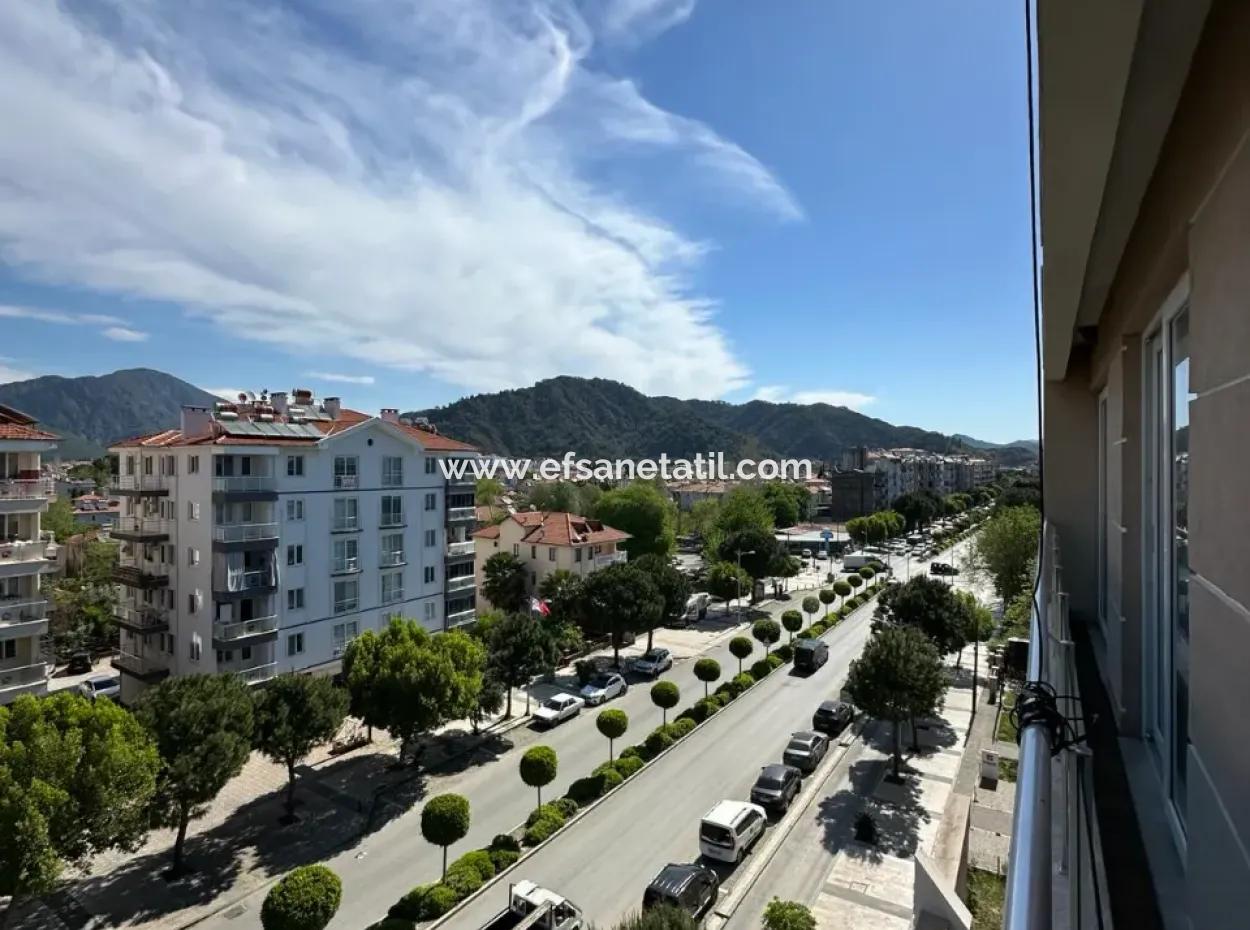 3 1 Luxury Boulevard Front Flat In Residence For Sale