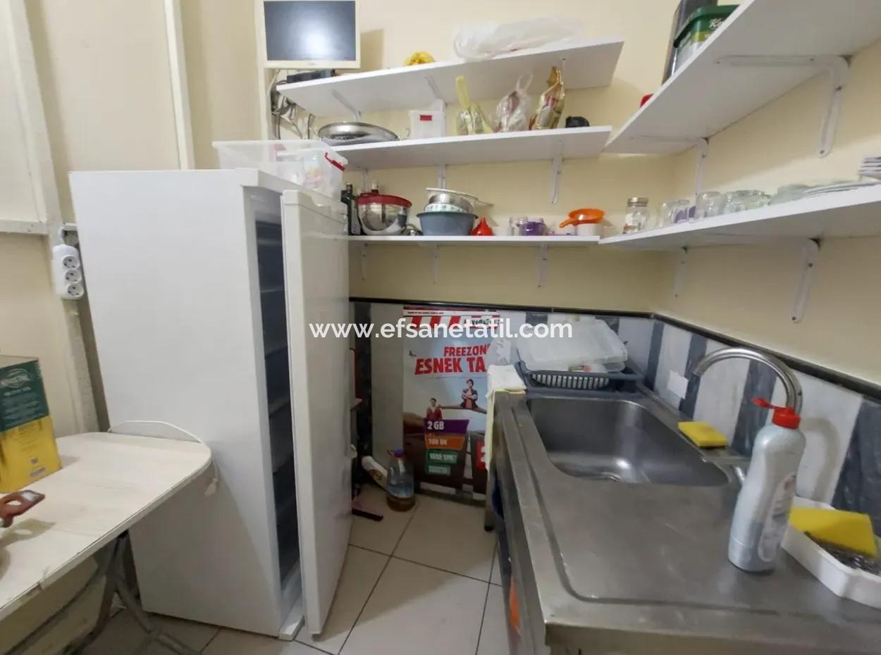 Door Customer Ready In Muğla Dalyan Center Fast Food For Rent