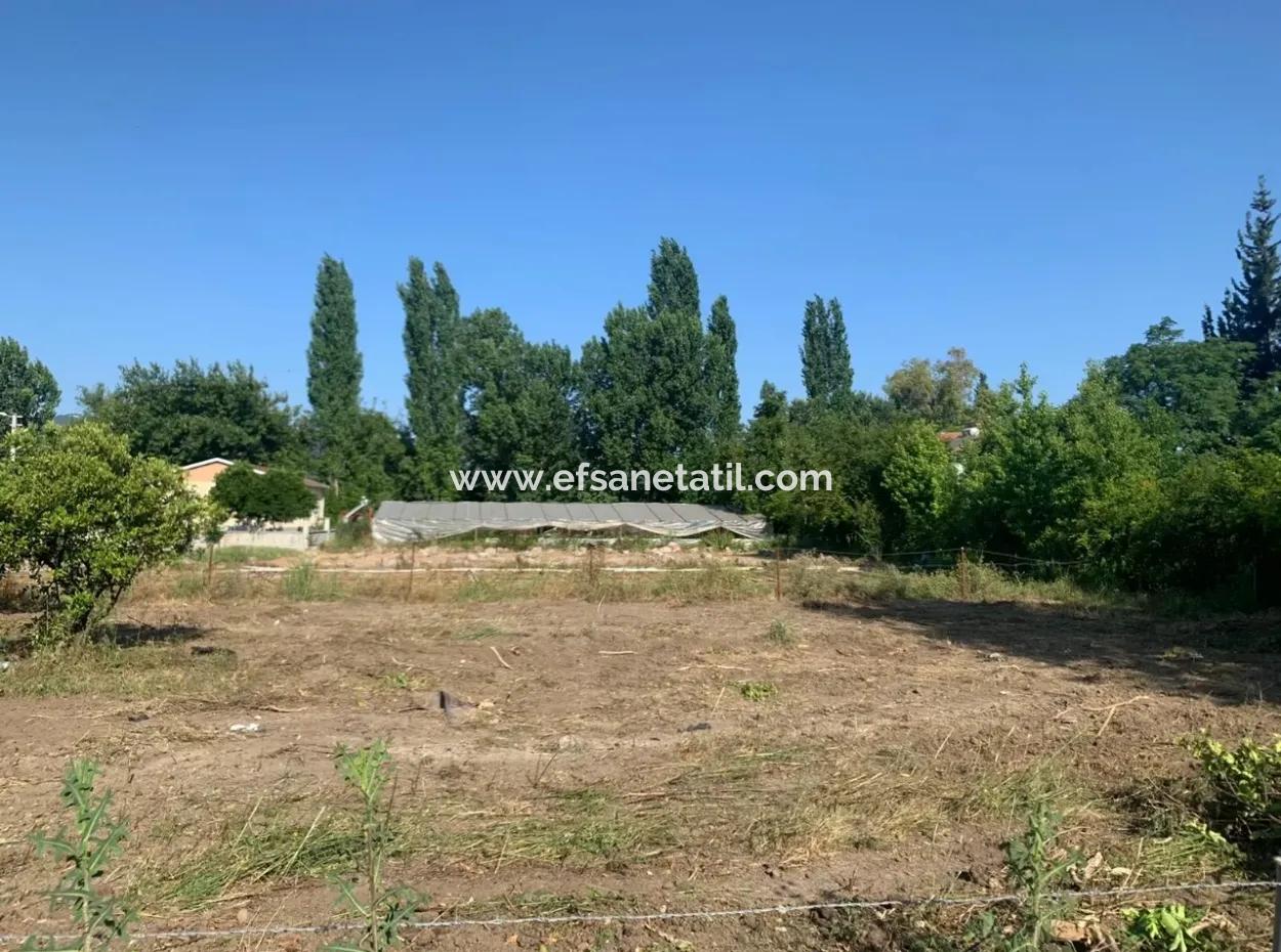 Villa 358 M2 Land For Sale In Oriya Also