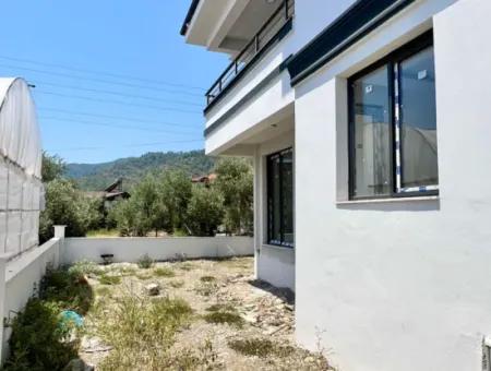 High Entrance 1 1 Apartment For Rent In Ortaca Karaburun