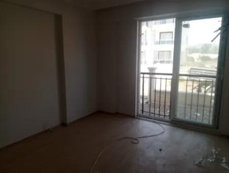 High Entrance 1 1 Apartment For Rent In Ortaca Karaburun