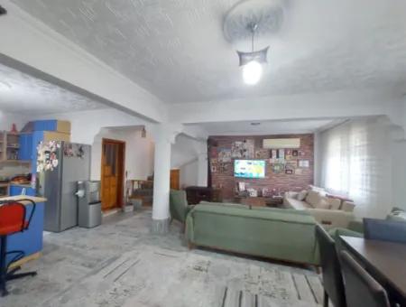 A House With 4 1 And 3 1 Swimming Pools On 645 M2 Land In Ortaca Kemaliye Is For Sale Or Exchange.