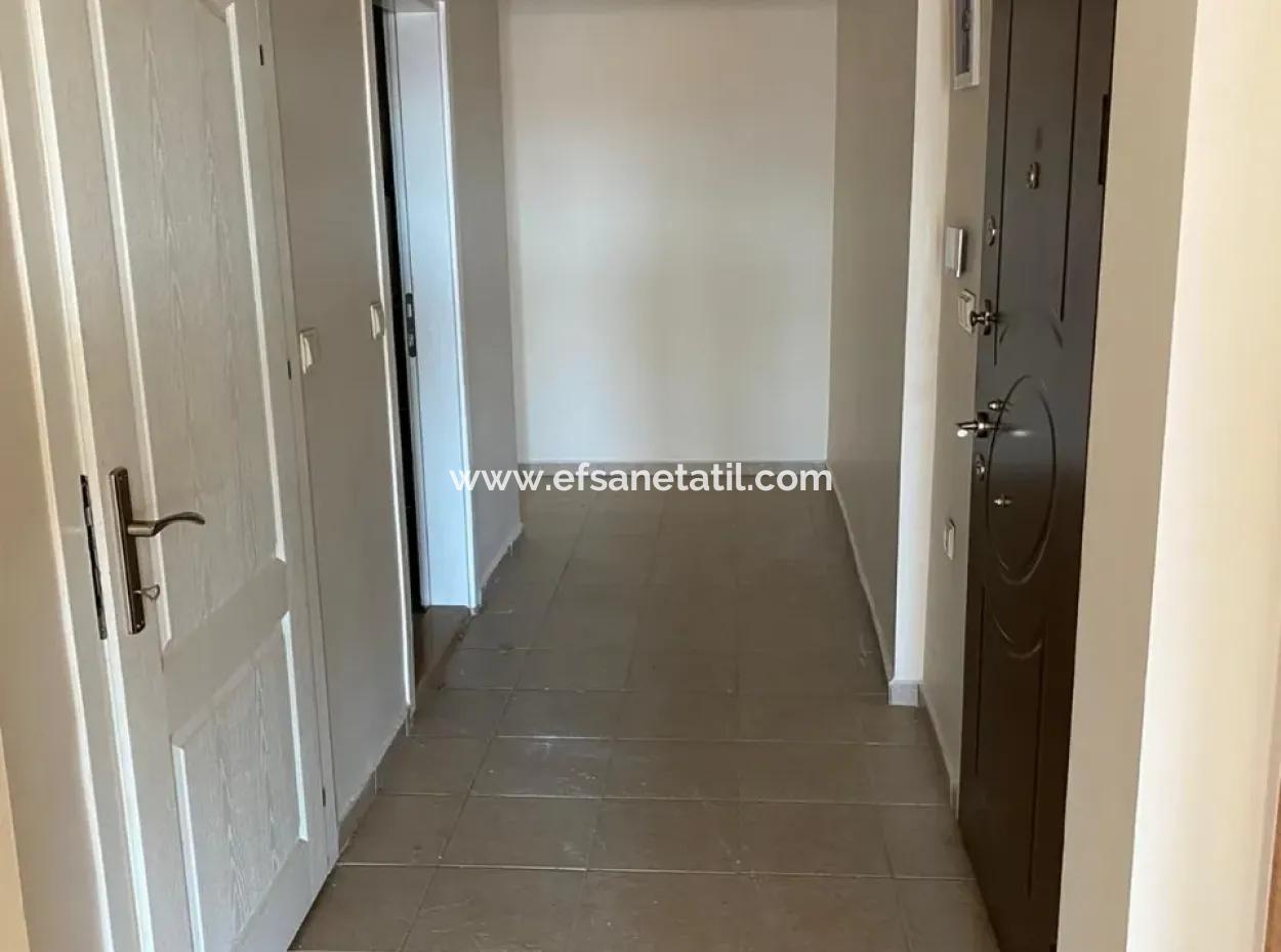 Ortacada 200 M2 Lüks Kaloriferli Daire Satılık