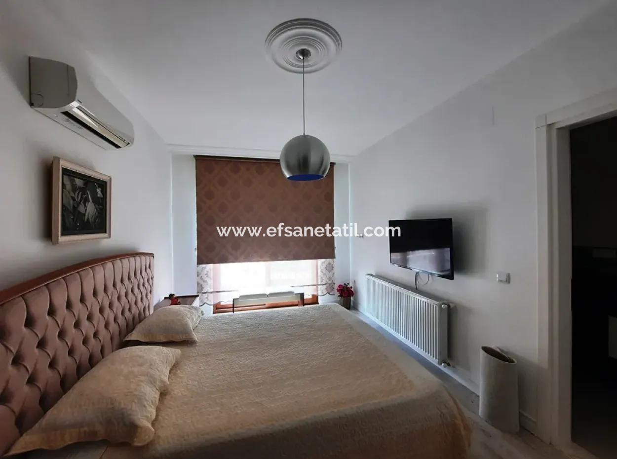 Muğla Dalyanda Satılık Yüzme Havuzlu Lüks Villa