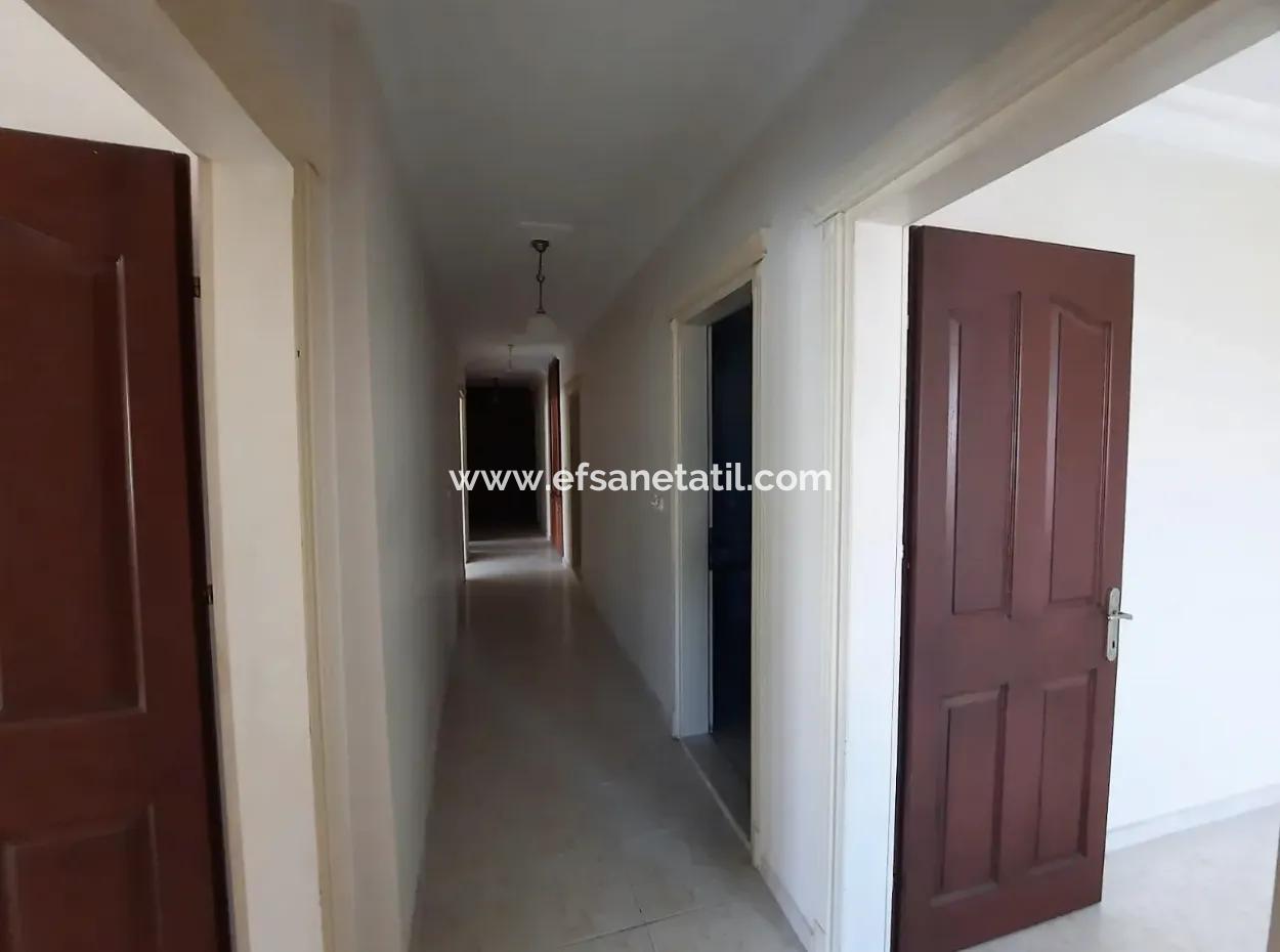 Ortaca Merkezde 135 M2 3+1 Daire Satılık