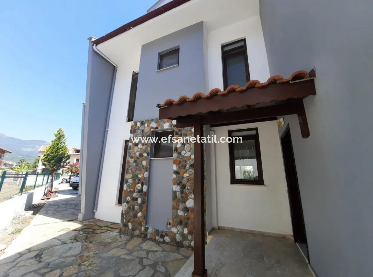 Muğla Ortaca Dalyanda Yüzme Havuzlu 3 Tripleks Villa Komple Satılık