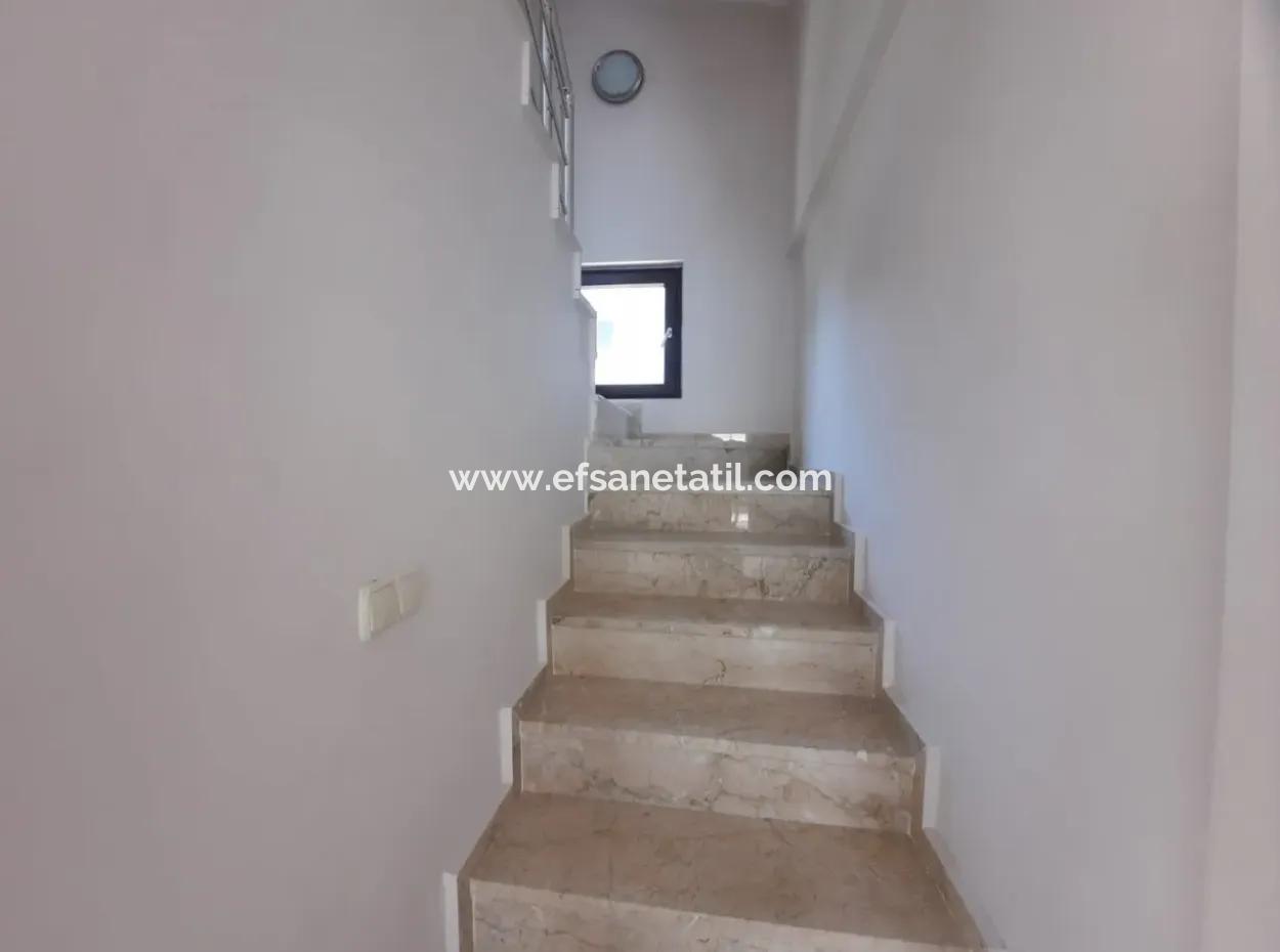 Muğla Ortaca Dalyanda Yüzme Havuzlu 3 Tripleks Villa Komple Satılık