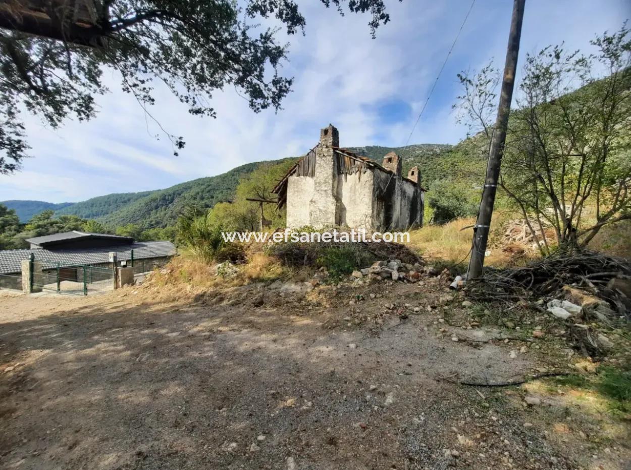 Göcek Gökçeovacıkta Satılık Deniz Manzaralı Ev Ve 246 M2 Arazisi