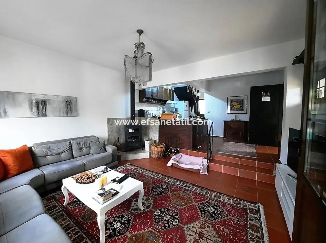 Muğla Dalyanda 845 M2 Arsada 6+2 Yüzme Havuzlu 2 Villa Satılık