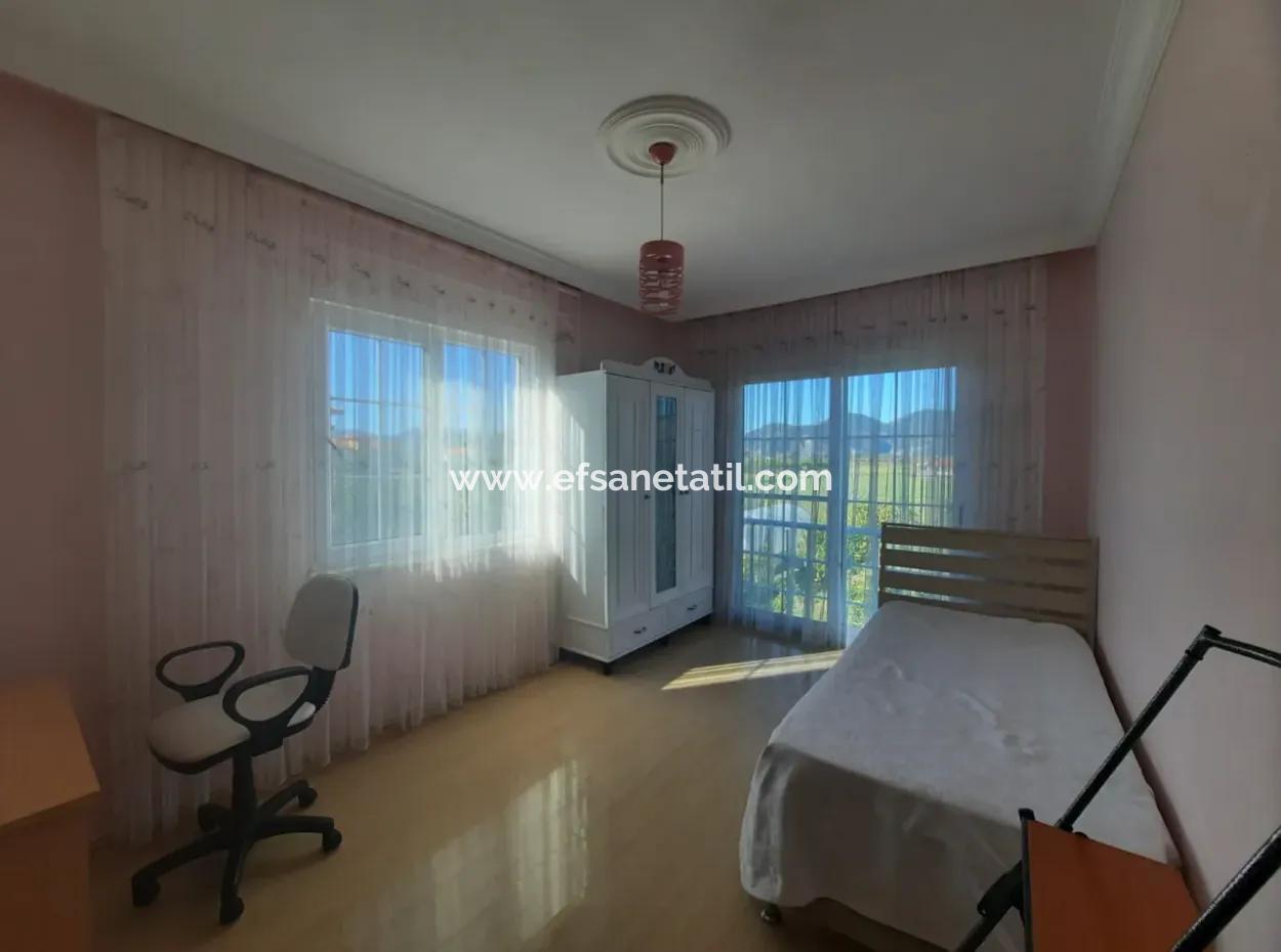 Muğla Ortaca Güzelyurtta Kiralık Eşyalı Bakımlı Ve Bahçeli 130 M2 2+1 Daire