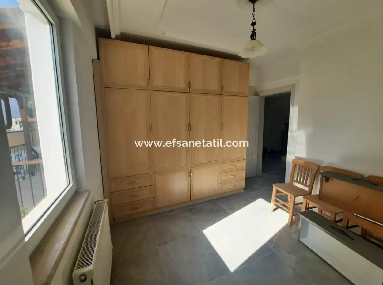 Köyceğizde Göle Yakın Yüzme Havuzlu, Eşyalı, 7+1 Müstakil Tripleks Mayısa Kadar  Kiralık