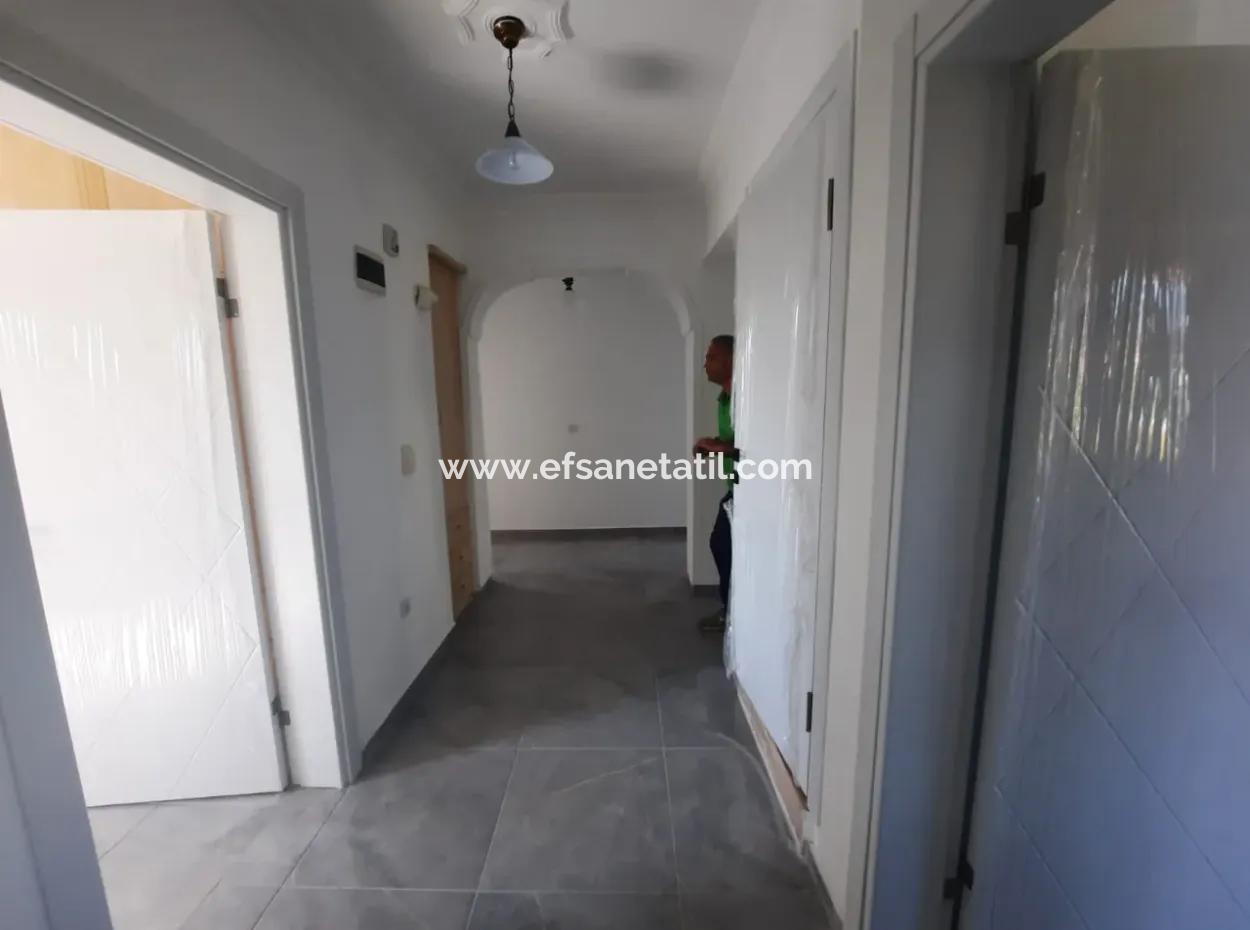 Köyceğizde Göle Yakın Yüzme Havuzlu, Eşyalı, 7+1 Müstakil Tripleks Mayısa Kadar  Kiralık