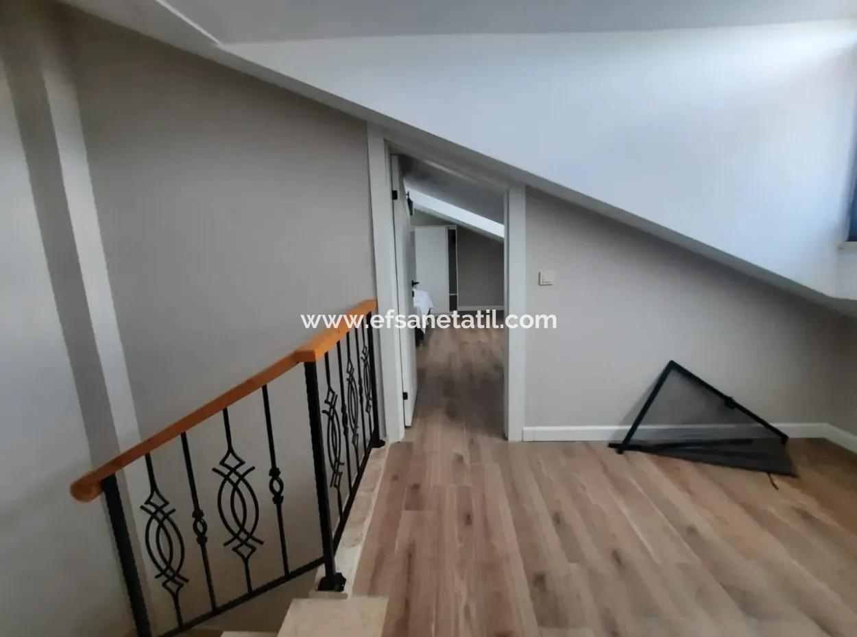 Muğla Dalyan Da Satılık Yüzme Havuzlu Sıfır, Eşyalı 5+1 Lüks Villa