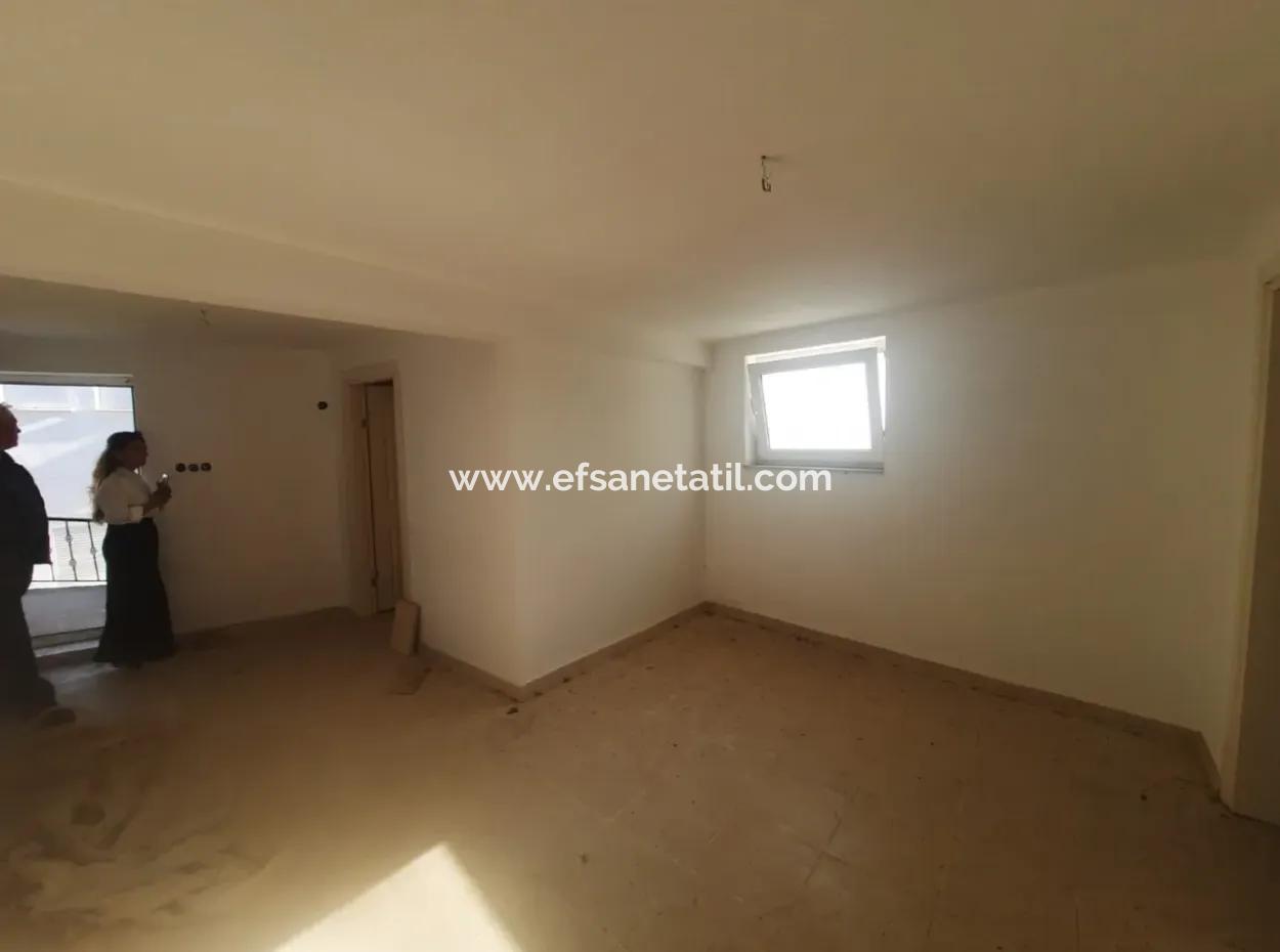 Dalamanda Deniz Manzaralı Eşyasız 140 M2 Dubleks Kiralık