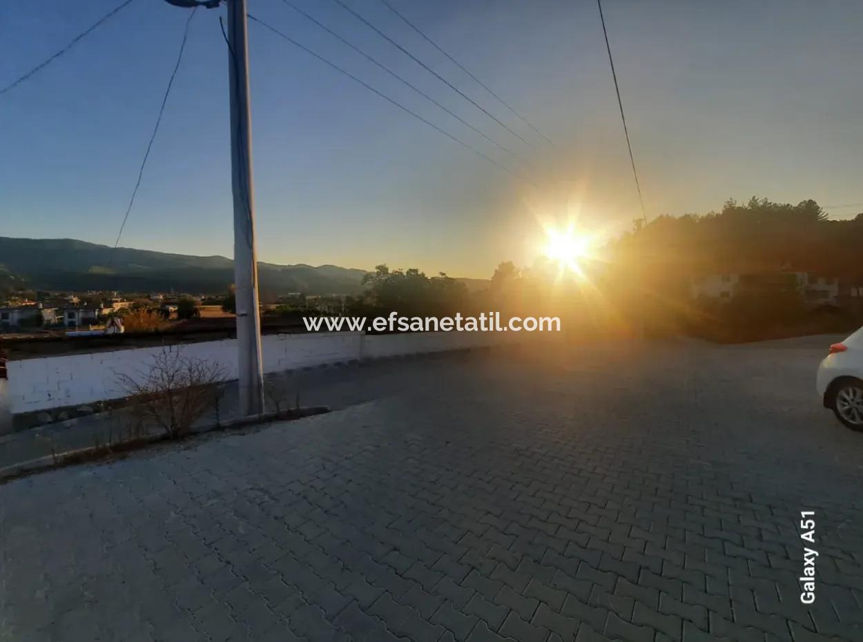 Muğla Ula Çıtlıkda 250 M2 İnşaat Hakkı Olan 1 700 M2 Arsa Satılık. 