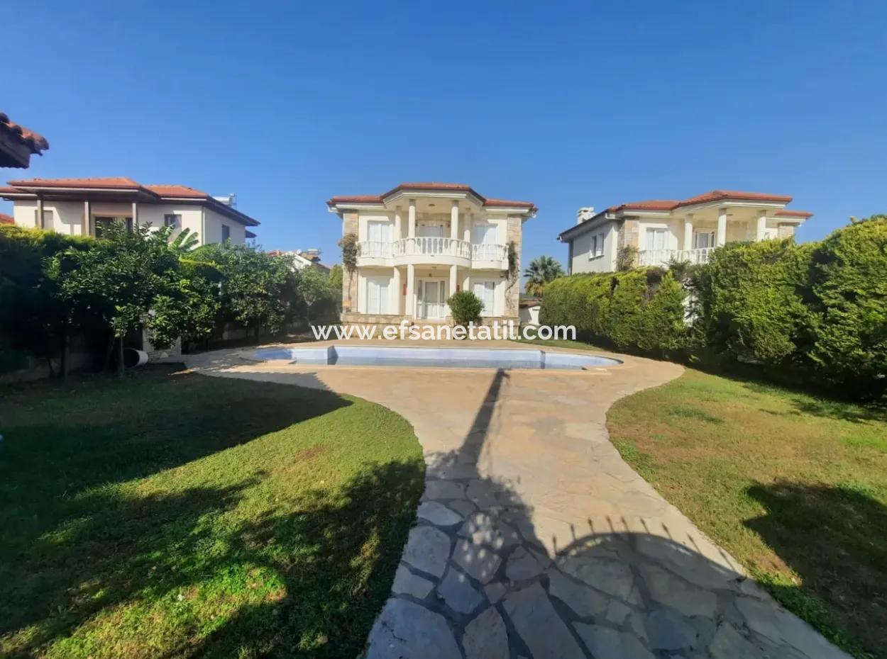 Dalyanda Müstakil 500 M2 Arsada 150 M2 4+1 Eşyalı Dubleks Yıllık Kiralık