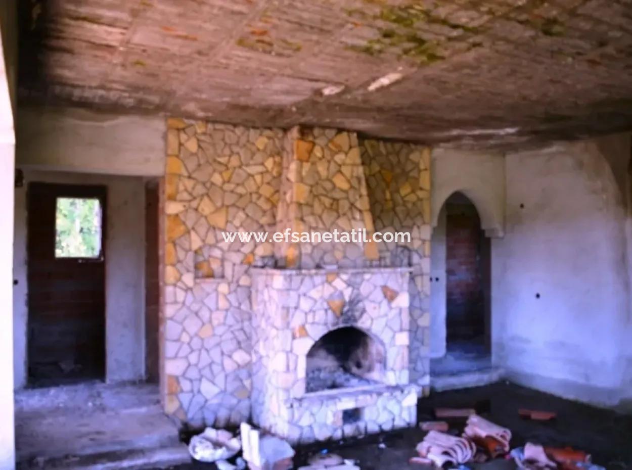 Toparlarda Satılık Köyceğiz Gölüne Yakın Villa