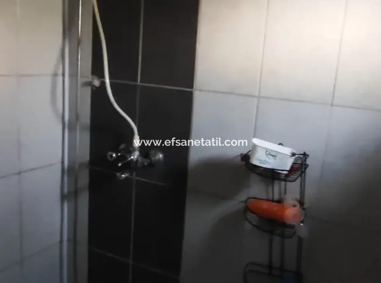 Ortaca Cumhuriyet Mah. 357 M2 Arsa İçinde 3 Katlı Ev Komple Satılık