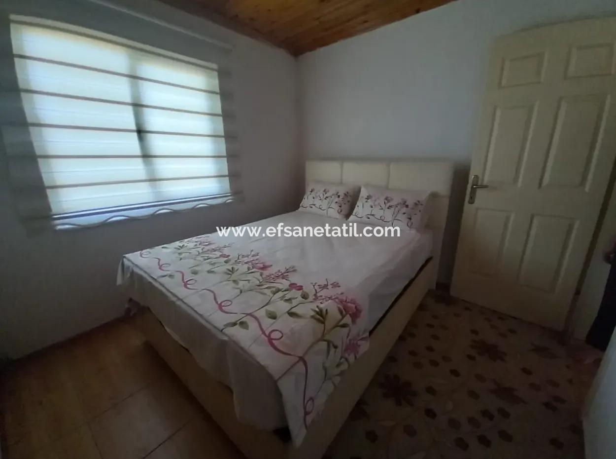 Köyceğiz Köyceğiz Köyünde 4+2 Yüzme Havuzlu Eşyalı Müstakil 2 Daire Kiralık