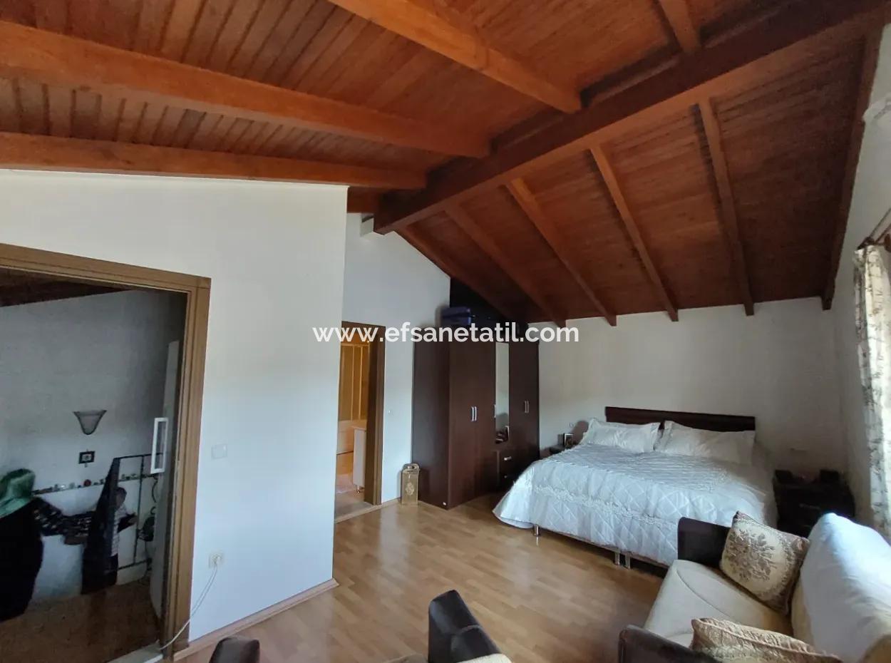 Ortaca Okçularda 543 M2 Köşebaşı Arsada 160 M2 3+1 Dubleks Satılık